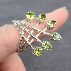Peridot Ring in Sterling Silver-Unique Gemstone jewelry-Green Stone jewelry